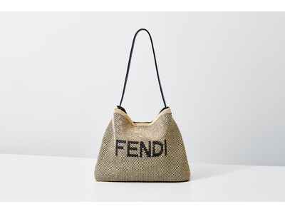 フェンディ、新作バッグ「ホーボー ソフト」を発売