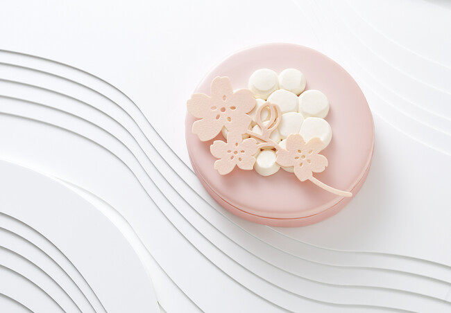 【ピエール・エルメ・パリ】桜を表現した「ジャルダン ジャポネ」のパティスリー、マカロンを4月1日（水）より期間限定販売