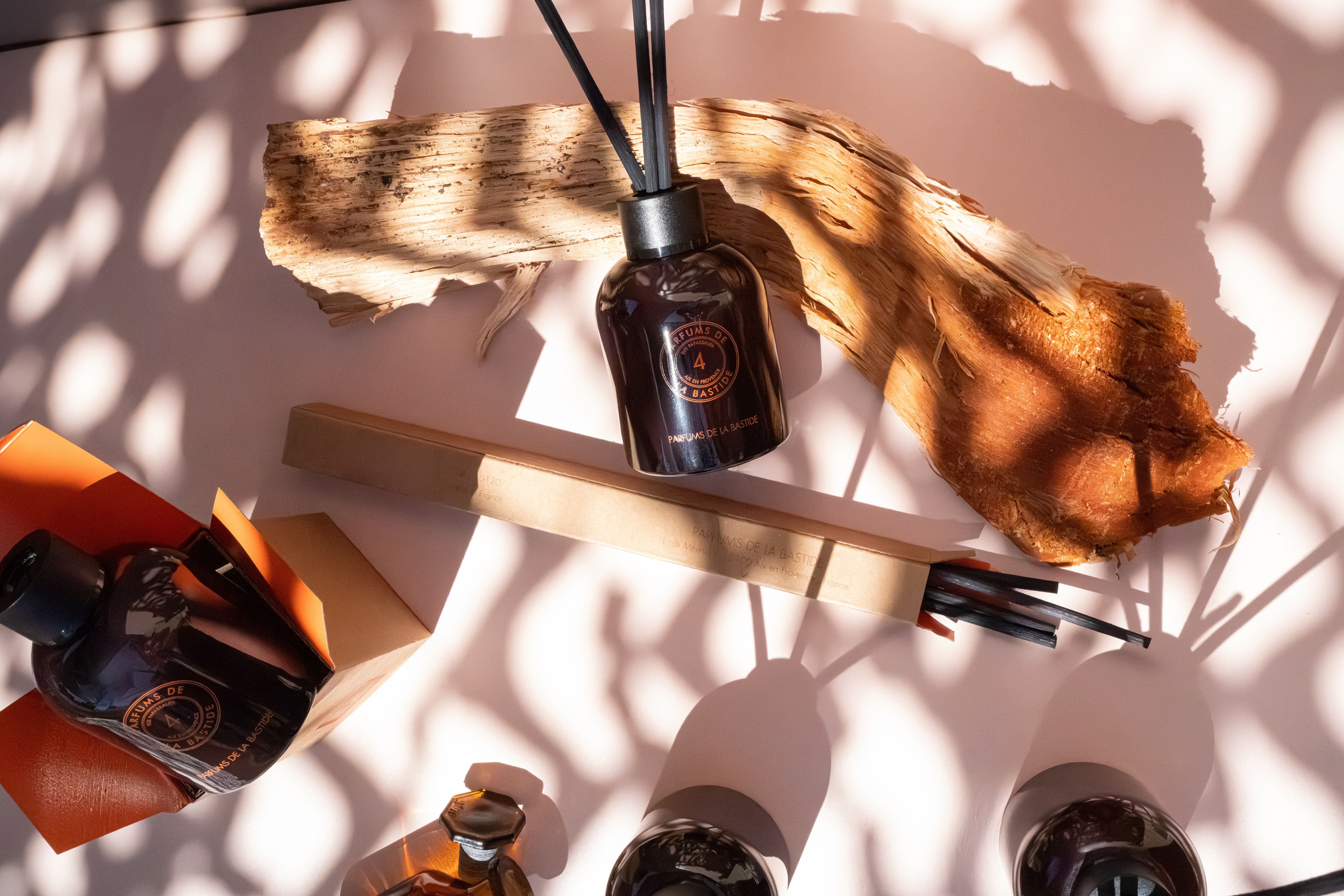 エシカル＆スローライフを香りで体現する＜パルファム ドゥ ラ バスティード＞から、初のホームディフューザーが登場