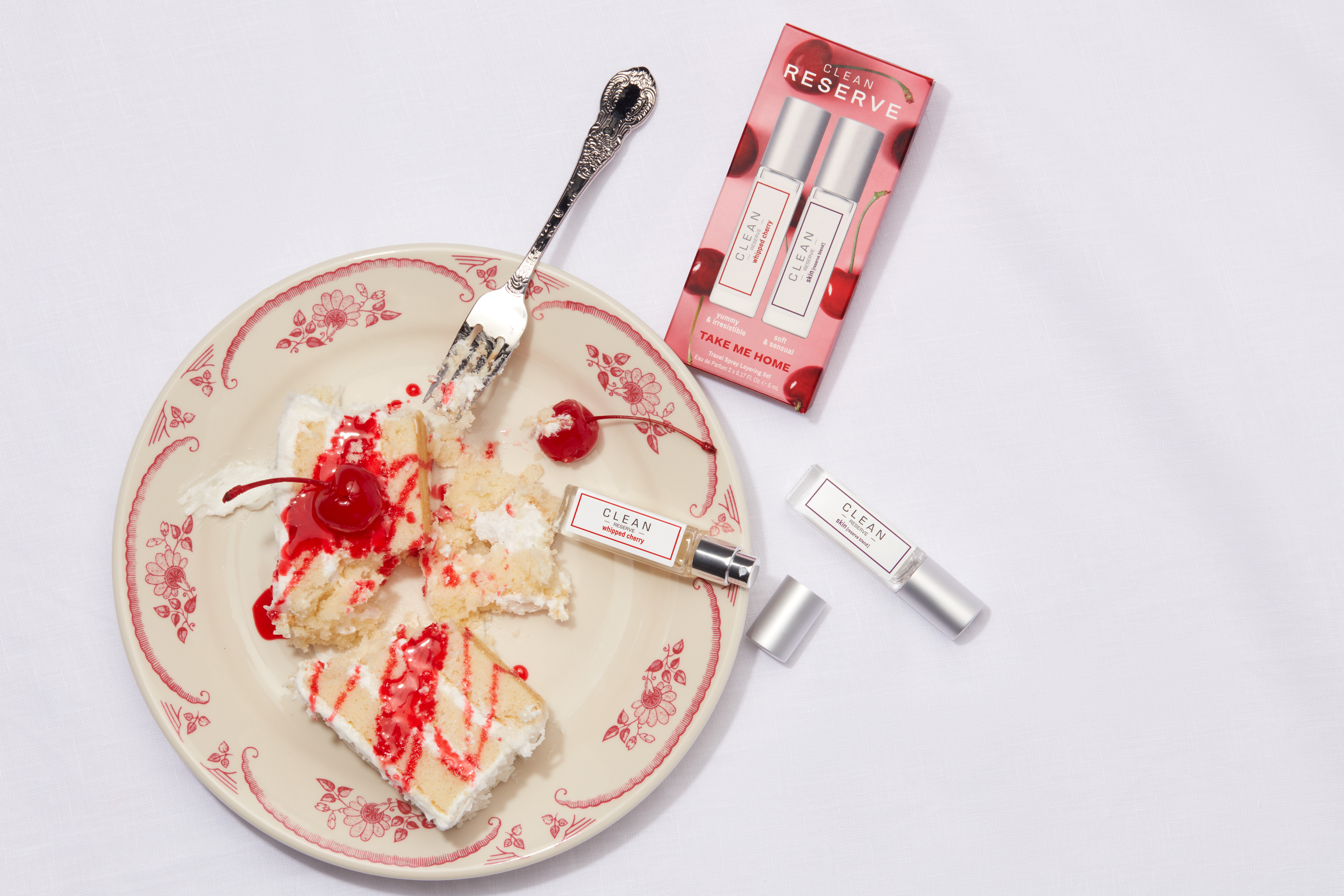 サステナブルなフレグランスブランド《クリーン》からホリデーギフトセットが発売