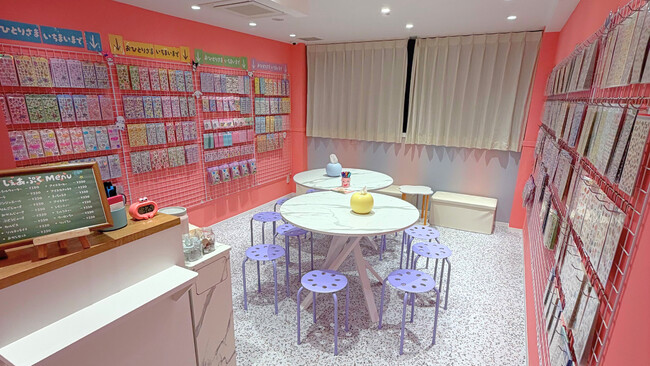 女の子だけのシール交換カフェ『しぇあぷく』横浜にNEW OPEN