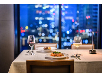 煌めく夜景とワインに酔いしれる、秋香るフレンチディナー／ザ ロイヤルパークホテル アイコニック 大阪御堂筋