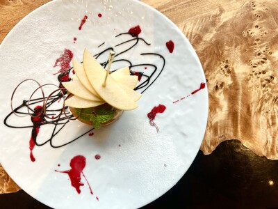 りんごの甘みと酸味が際立つバレンタインメニューが登場／ザ ロイヤルパーク キャンバス 福岡中洲