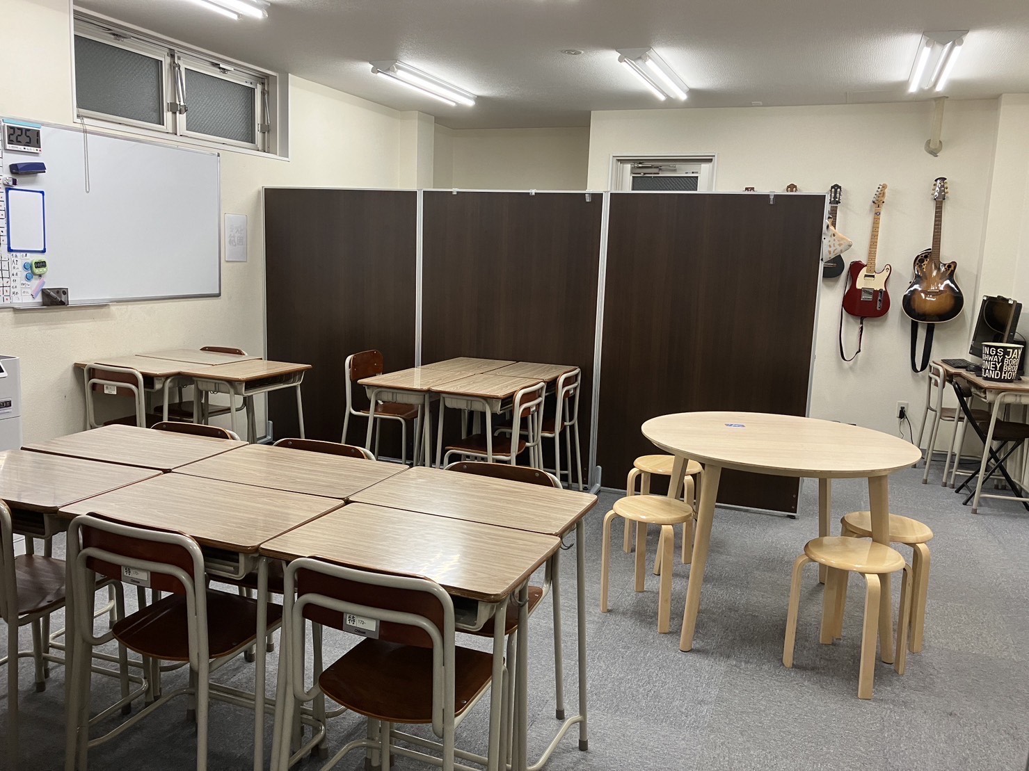 東京都北区のフリースクール滝野川高等学院が、埼玉県からの入校者に対し、月々1万円の独自奨学金を給付決定。