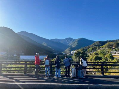 新渡戸文化高等学校の生徒が企画！愛媛の限界集落にて、高校生の親子を対象にした２泊３日の「人生の選択肢を増...