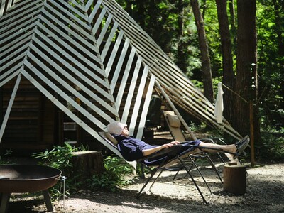 本格フィンランド式サウナ、山梨・小淵沢〈FOLKWOOD SAUNA〉が、日本で希少性の高いサウナストー...