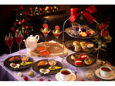 煌めくツリーを眺めながら愉しむ『クリスマスアフタヌーンティーセット』11月17日より登場