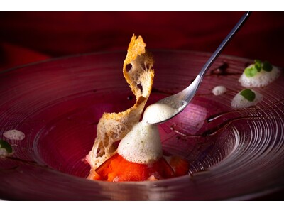 【ポートピアホテル４５周年×オリジンコウベ１０周年記念】9名のパティシエが手掛けるスイーツのみのコースをホテル大宴会場で堪能！一日限りのコラボレーションイベント開催