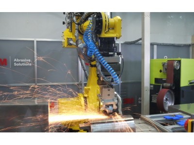 「３Ｍ ロボット研磨ラボ」を開設～３Ｍの知見を活用し難易度の高い研磨工程のロボット化を促進～