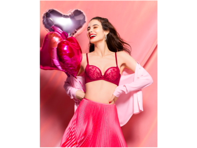 レースに潜む “LOVE” の文字や隠れハートを探して！恋する気持ちにぴったりの AMOSTYLEバレンタインコレクション