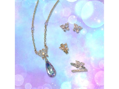 【ANNA SUI】夏らしいカットガラスを使った蝶モチーフアイテムを発売
