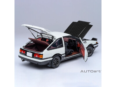 頭文字D』トヨタ スプリンター トレノ (AE86) プロジェクトD