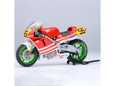 『バリバリ伝説』の名マシンが立体化！巨摩 郡の「NSR500」が1/12スケールで登場〈ヘルメット付属〉...