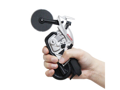 SUZUKIのKATANA型ピザカッター「ピザカッターナ」が「タカシマヤ ゲートタワーモール」に登場！