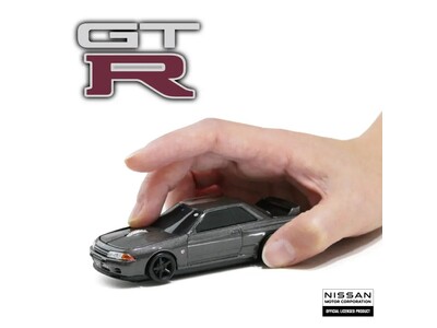 [NEW]まるでミニカー！！スカイラインGT-Rのマウスがギフト・ショーに登場