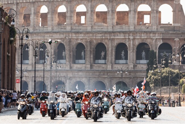 ベスパ生誕８０周年を祝うイベント「VESPA ROMA 2026 – 80 YEARS OF AN ICON」は ローマで約５万人の来場者を迎えて閉幕