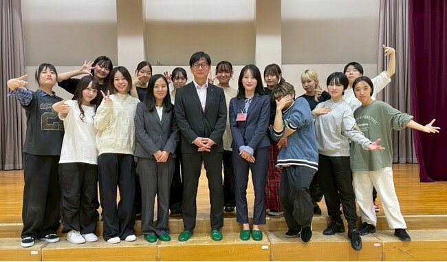 【ダンスアカデミー2025年度報告】専門学生が小学校でダンス指導、4年間・累計1,800人達成