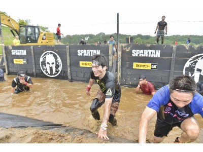 起伏の激しいコースで更に過酷になった世界最高峰障害物レース「SPARTAN RACE（スパルタンレース）」・参加者3,950名が過酷な障害物に挑戦　