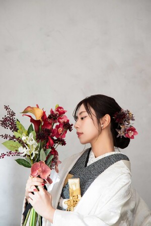 日本の伝統美が、花嫁の夢を彩る。【花嫁和装のすべて-白無垢・色打掛の選び方と基礎知識】