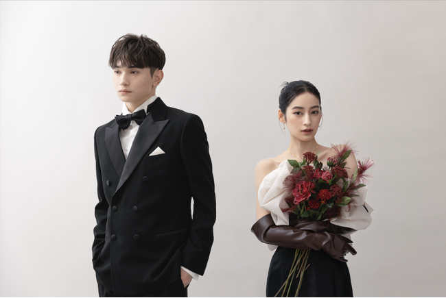 【aim札幌店】話題の新作ブラックドレスを使用したエレガントな最新ウェディングフォト