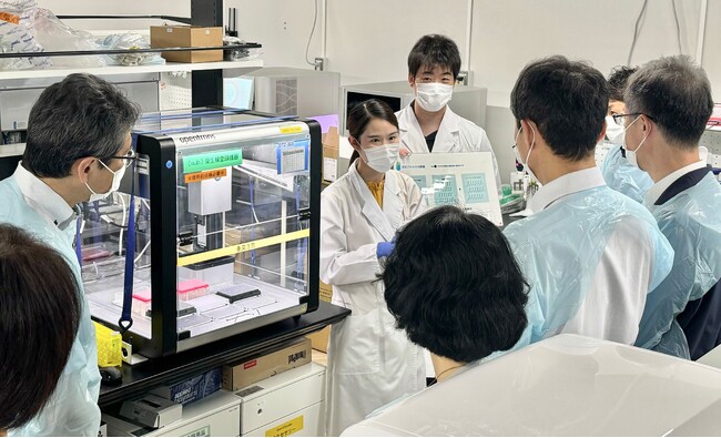 名古屋市中田副市長がCraifラボを視察 ～「日本一のがん検診治療先進都市」実現へ、早期発見に向けた意見交換を実施～