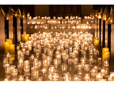 光と歌声に包まれる幻想的なクリスマスイベントを開催