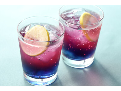 夕焼けを閉じ込めた、炭酸はじけるドリンク！レモンの風味が爽やかな「夏の夕焼けピンクスカッシュ」をフォレス...
