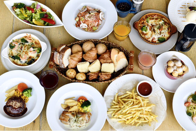 店内で焼き上げたパンをビュッフェ形式で！「H.Q CAFE　成城店」を４月３日（金）リニューアルオープン