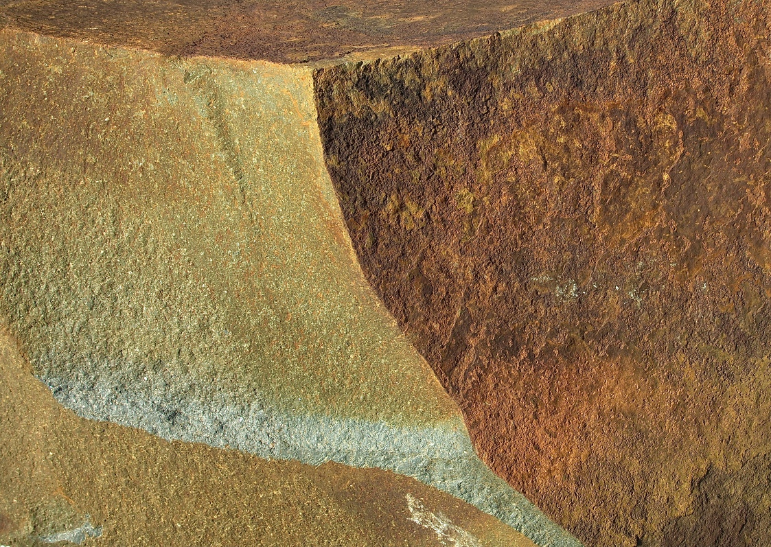 ＜2022年5月20日より＞uneven初の展示会、先行受注会を開催。Be attracted to “uneven” @yoke gallery