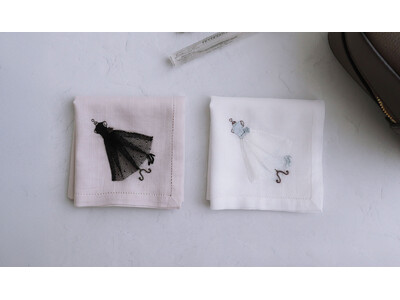 チュールドレスがふんわりと揺れる、特別な一枚。ベトナム手刺繍とチュールが織りなす「Tulle dress」を発売