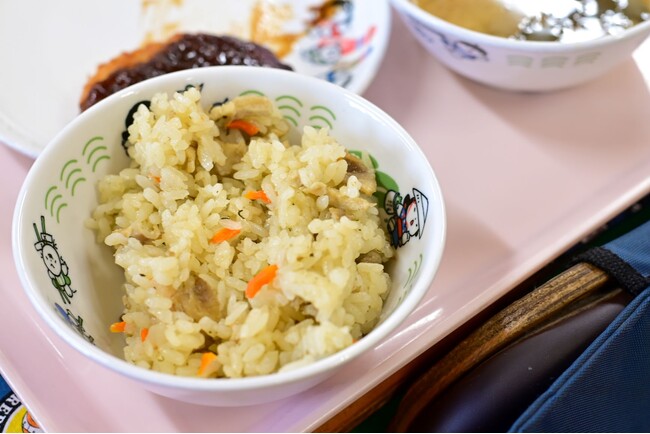 【埼玉県狭山市】特産の狭山茶を使ったメニューが今年も5月・6月の学校給食に登場！