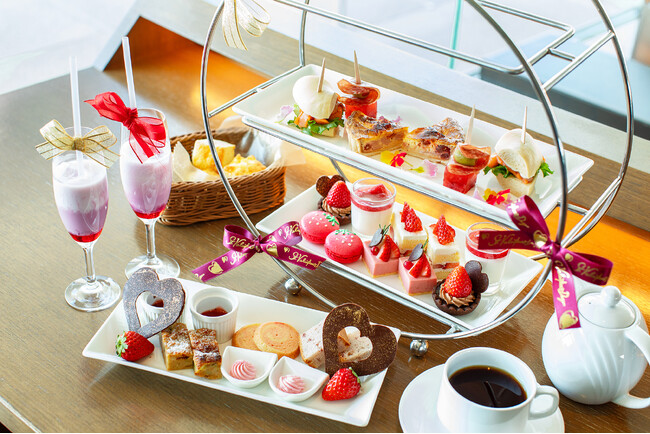 苺とチョコが誘う、ときめきのバレンタインアフタヌーンティー！限定チョコレートドリンクやフレーバーティーで贅沢な午後を！「バレンタインアフタヌーンティー」