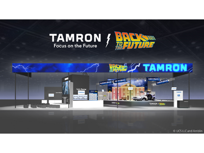 タムロン CP+2026において映画『バック・トゥ・ザ・フューチャー』とのコラボレーションブースを展開