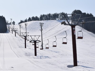 「雪不足」が深刻 スキー場の倒産増　2023年は7件　過去10年で最多に並ぶ