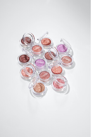 皮膚科学発想の化粧品ブランド「クリニーク」で人気のチーク「チーク ポップ」に新色登場！