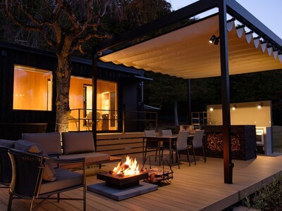 【栃木ヶ丘ゴルフ倶楽部】コンセプトは「誰もいない時間に、ひらかれる場所。」ゴルフ場のコース内に宿泊する、...