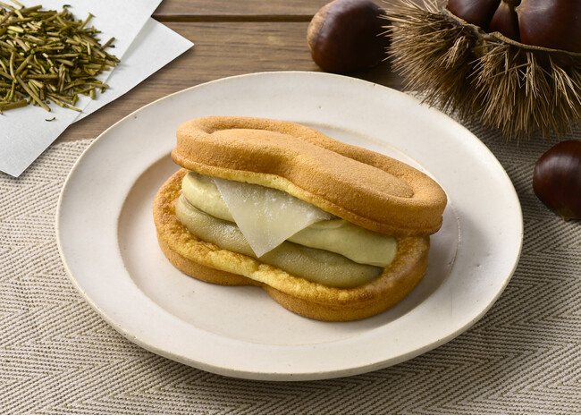 【銀座コージーコーナー】秋の夜長にゆっくり味わいたい「Wシュー（抹茶&粒あん）」と「コージープレミアムスフレワッフル（和栗&ほうじ茶 宵もち）」