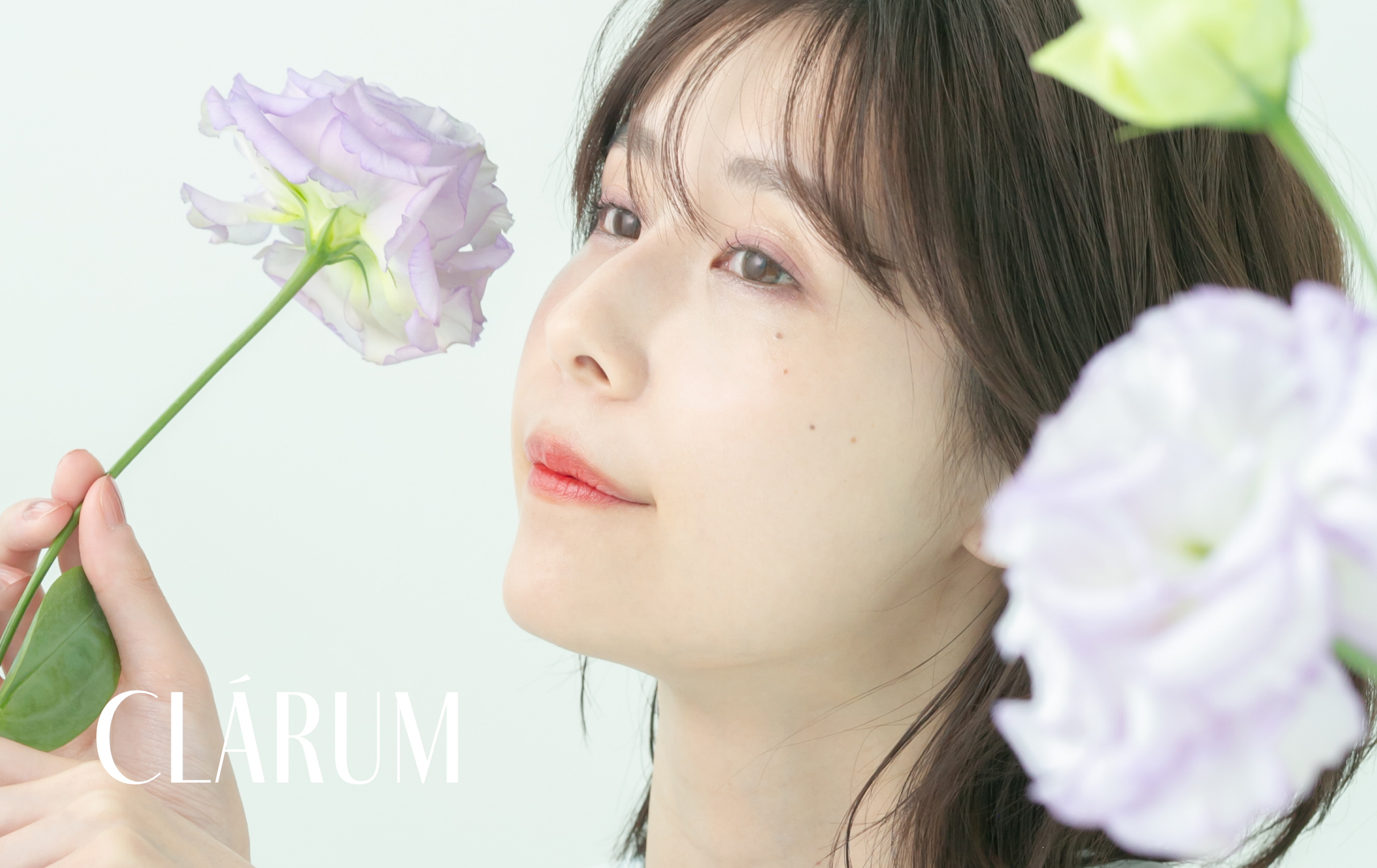 pickiより、タレント・モデルの有村藍里がディレクターをつとめる「rose bleue」の新コスメライン『CLARUM』を発表