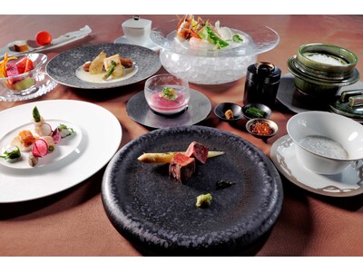 【鶴雅グループ創業70周年記念】北天の丘 あばしり湖鶴雅リゾートで、オホーツクの恵みを堪能する「和洋折衷」特別ディナー付き宿泊プランを販売開始！
