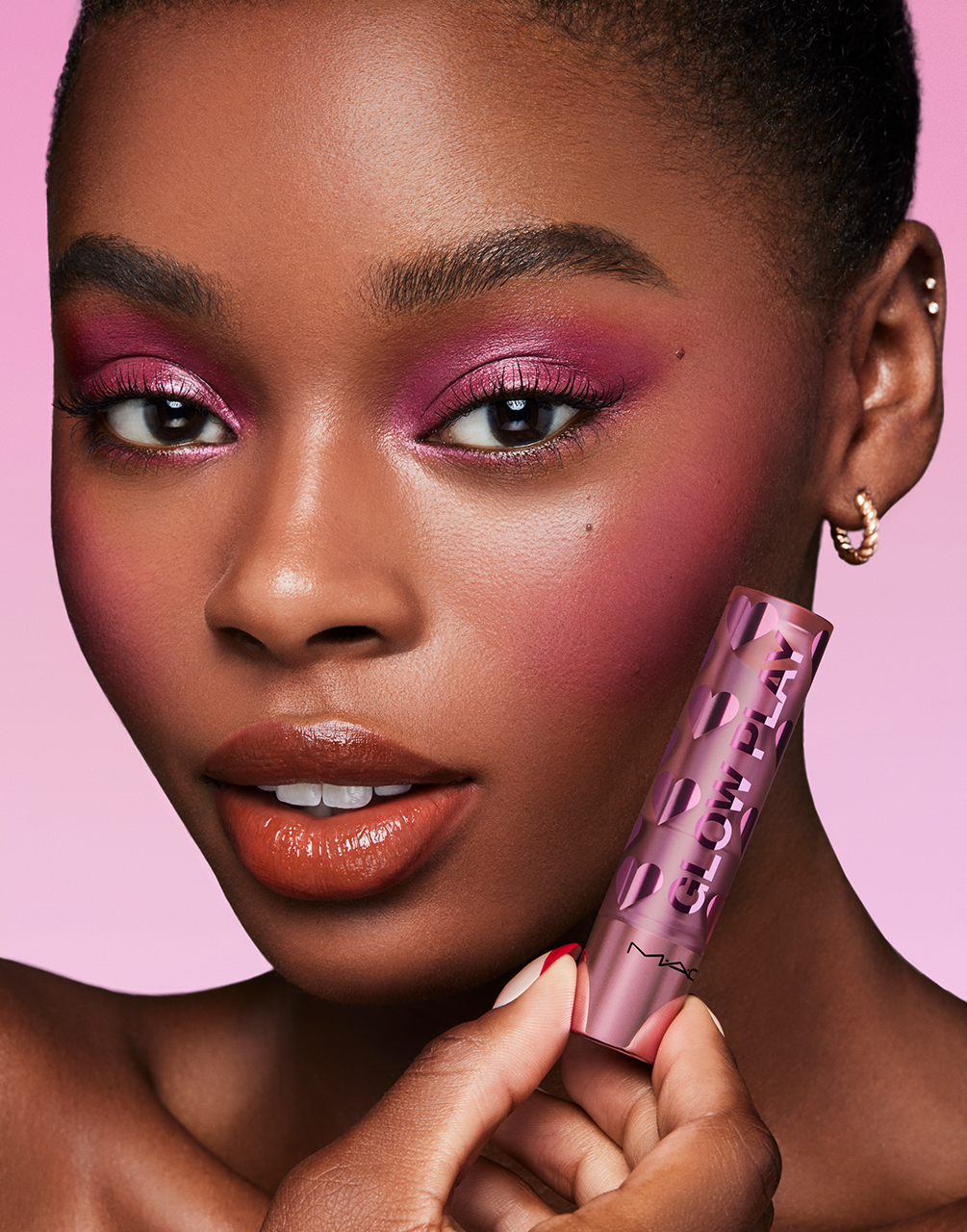 【M・A・C】バレンタインギフトに最適なコレクションが ハート柄のスペシャルデコパッケージで登場！