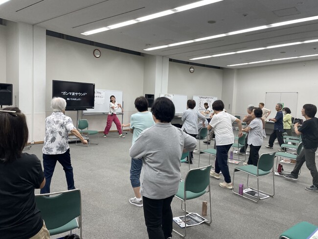 【大府市×ヤマハ音楽振興会×ピクシーダストテクノロジーズ】ガンマ波サウンド(TM)と音楽体操を組み合わせた「まちかどエクササイズ」体験会を愛知県大府市で開催