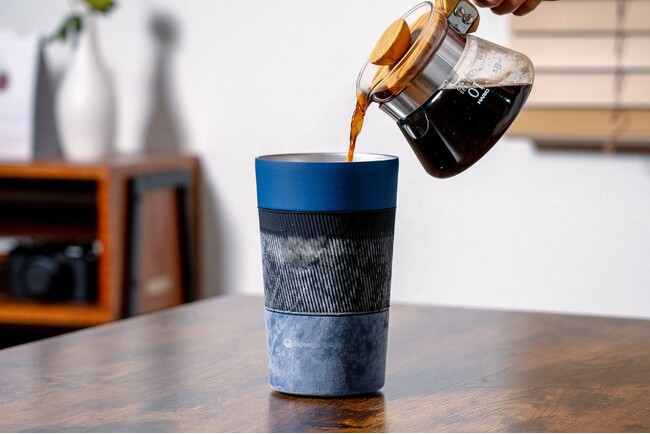 マイナス18℃でも凍らない特殊冷却ジェルを内蔵　熱々ホットコーヒーを2分で急速冷却するボトル「IceQuick NEO（アイスクイック ネオ）」新発売