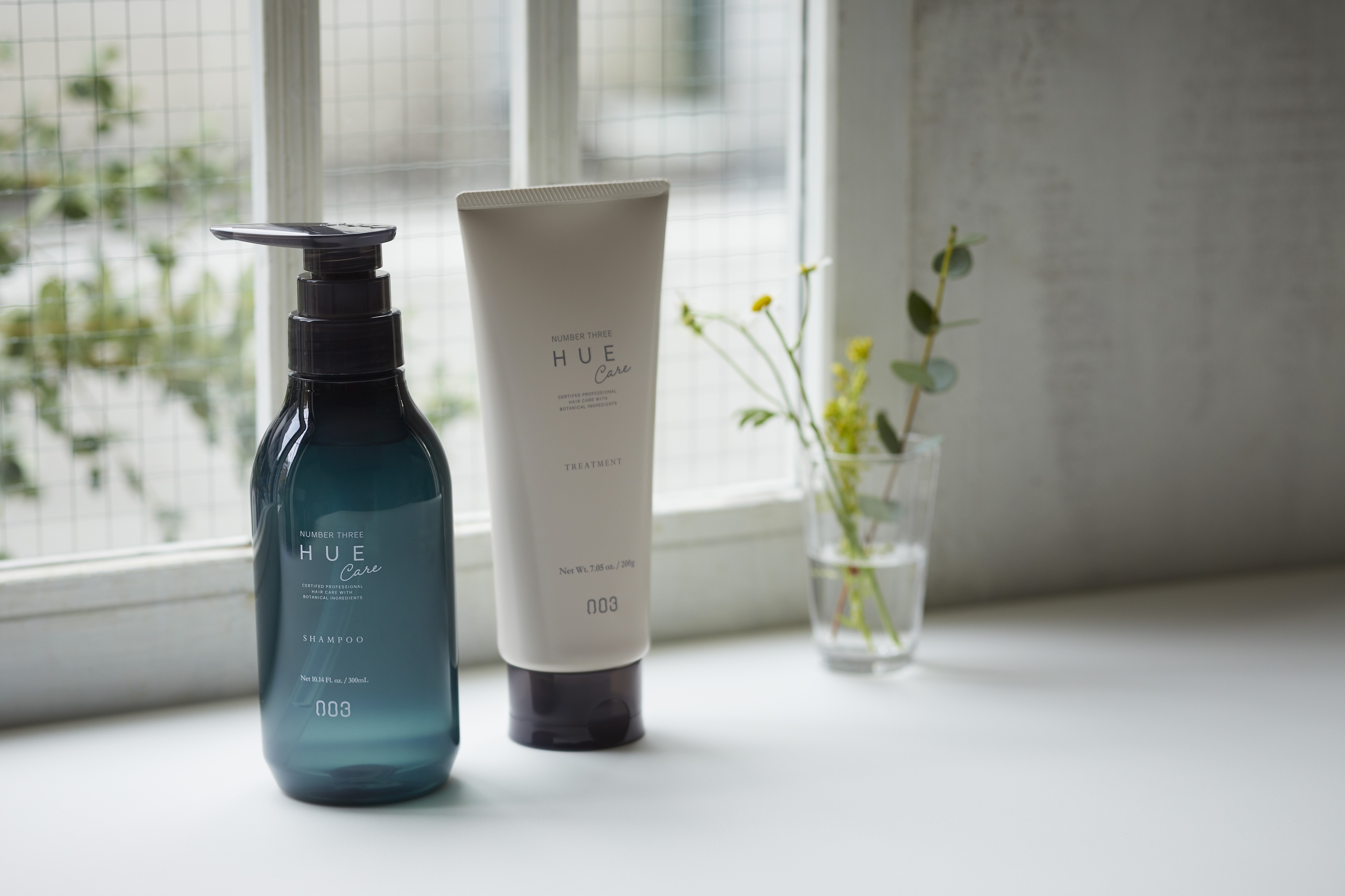 新製品ヘアケア化粧品ブランド「ナンバースリーヒュウケア」から、バイオマスプラスチックを採用。