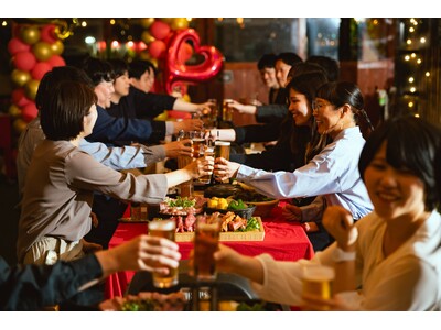 【愛知県名古屋市】15名以上の団体BBQに、プロカメラマンが無料で来てくれる。屋内で雨の心配なし・最大100名様受付｜ウッドデザインパーク野並店