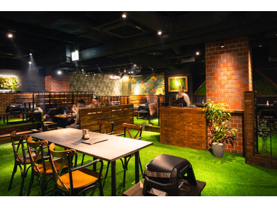 名古屋・栄のど真ん中で“都会派BBQ”-飲み放題付き豪華BBQプラン or チーズフォンデュプラン開始。設備完備で団体宴会もスムーズにご案内できます。