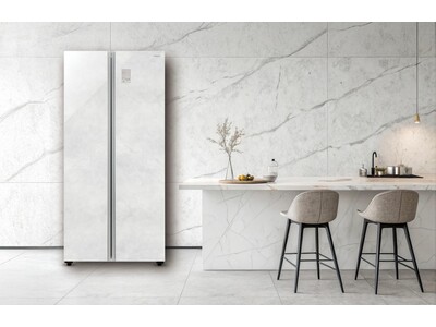 高いデザイン性と素材感にこだわった新モデル　AQUA 冷凍冷蔵庫「AQR-SBS48A」を発売