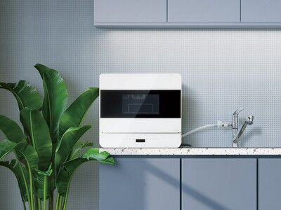 従来モデルの約半分の使用水量で、高い洗浄力を実現　AQUA食器洗い乾燥機「ADW-L40B」「ADW-M28B」を発売