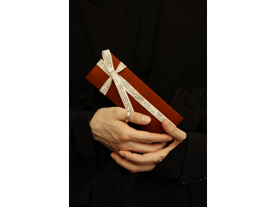 “温かい時間”という価値を提供するホームプロダクトブランド＜Danlow（ダンロウ）＞がバーニーズ　ニューヨークに初登場。ホリデー限定ミニキャンドルセットの先行発売やカスタムメッセージカードサービスも