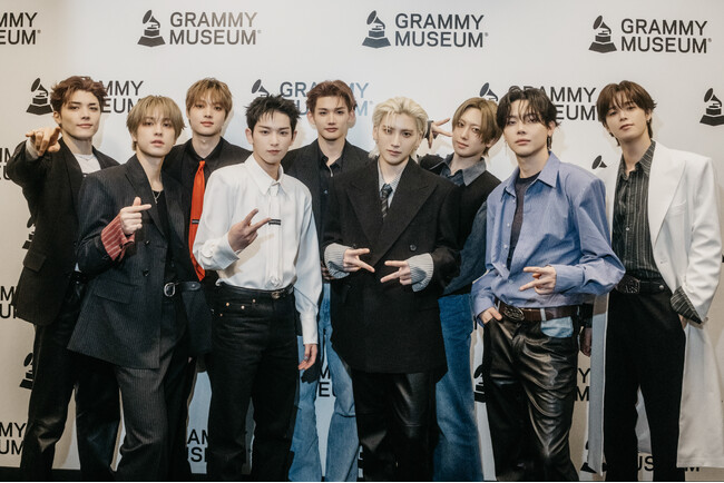 &TEAM初のアメリカ活動を大盛況のうちに完走！グラミー・ミュージアム(R)から「KCON LA」まで、現地活動の模様を収めた初公開カットを解禁
