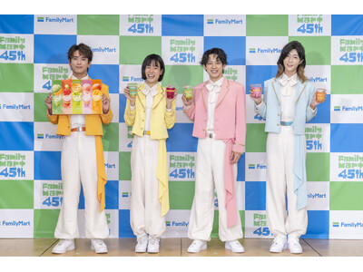 ＜イベント事後レポート＞「味わうごほうびフルーツシリーズ」フラッペ発表会・試食会を開催4人組コーラスグループ「モナキ」が登壇し、夏にぴったり新味フラッペを飲んで“決め顔食レポ”を披露！
